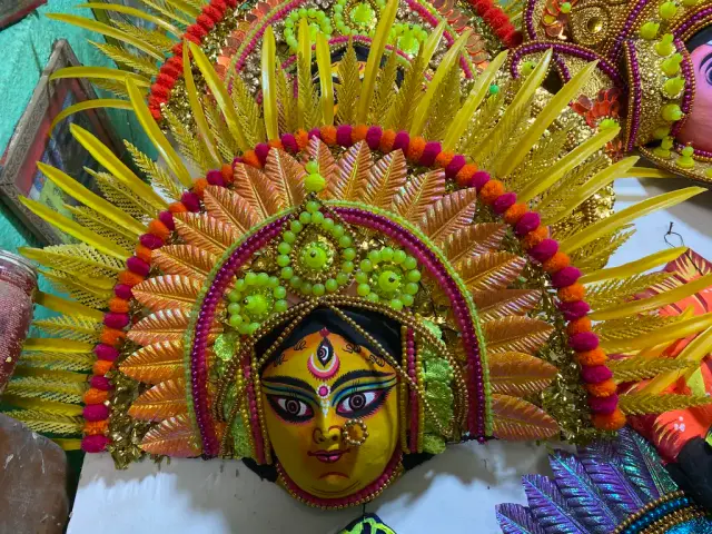 Maa Shantasi Mukhosh Ghar Durga Chho Mask Image